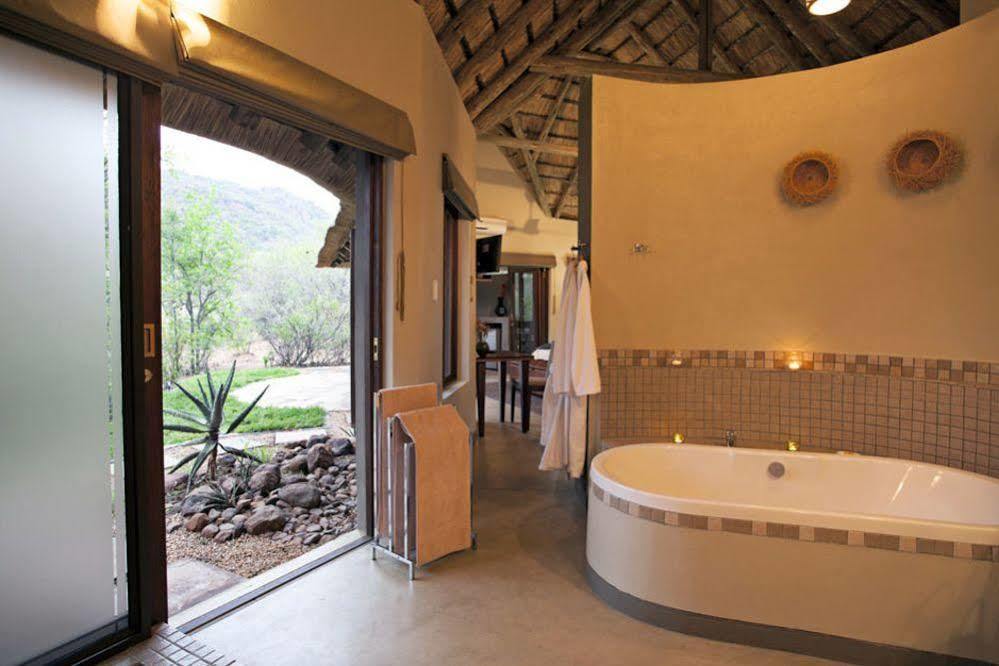 Tambuti Lodge Pilanesberg Extérieur photo