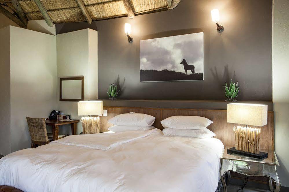 Tambuti Lodge Pilanesberg Extérieur photo