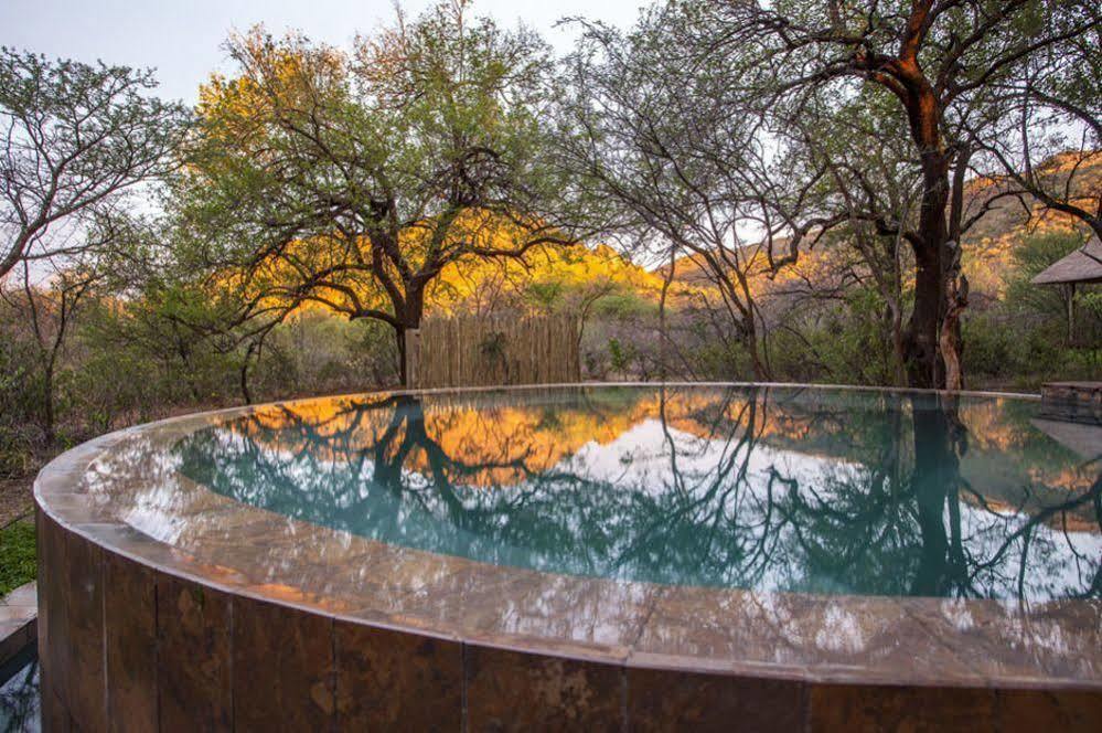 Tambuti Lodge Pilanesberg Extérieur photo